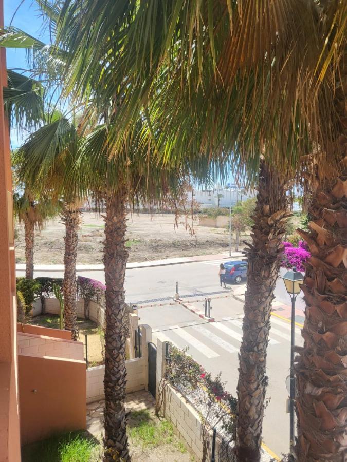 Apartamento Coqueto Con Terraza Y Cerca De La Piscina Comunitaria Y De La Playa! Apartment Playas de Vera Exterior photo